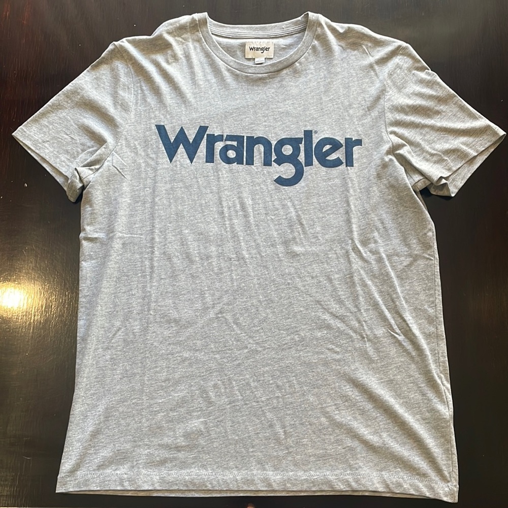 Men’s Wrangler Tee Shirt Medium